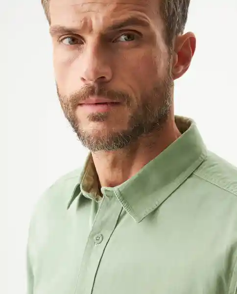 Camisa Dyed Twill Verde Yarumo Medio Talla M Chevignon
