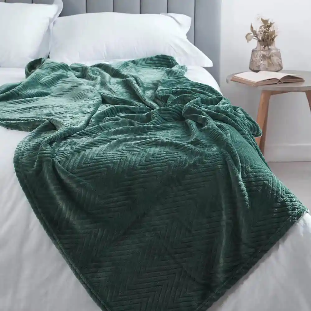 Cobija Chevron 140x 200 Flannel Fleece Embosada Pt22182 E15458