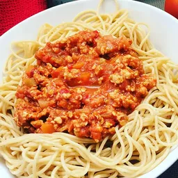 Espaguetis con Pollo