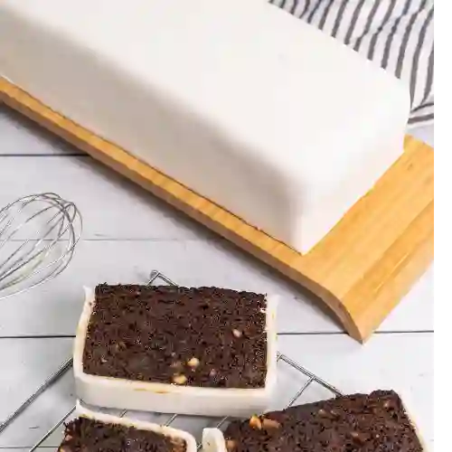 Ponqué Negro Bizcocho Largo