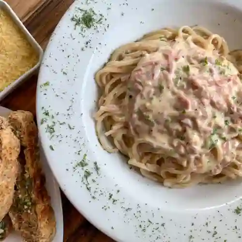Pasta alfredo