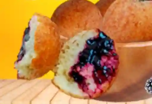 Buñuelo de Frutos Rojos