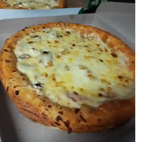 Pizzza Hawaiana