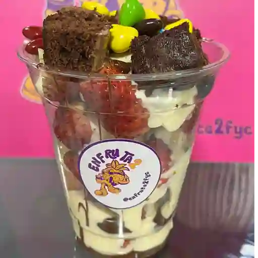 Arma tus fresas con 2 toppings