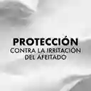 GILLETTE Foamy Sensitive Espuma de Afeitar Ideal para Hombres con Piel Sensible Afeitadas sin Irritación 179 mL