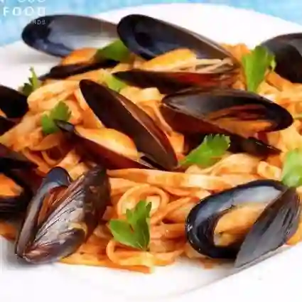 Mejillones con Salsa Napolitana