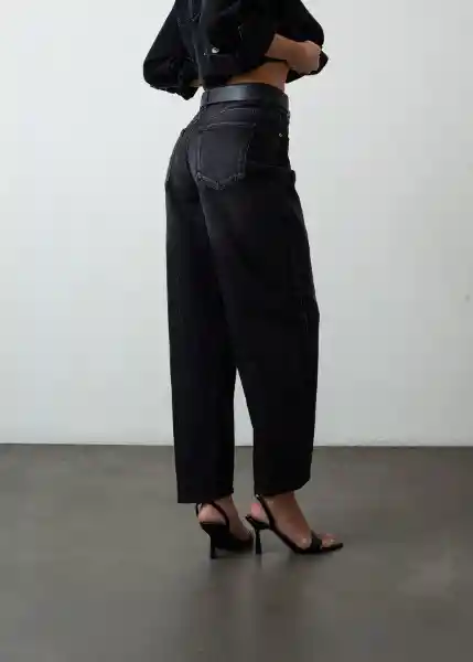 Jean 491G030 Negro Puro Ultraoscuro Talla4 Mujer 491G030 Naf Naf