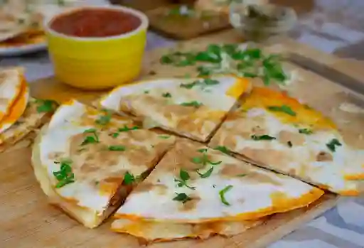 Quesadilla 4 Quesos