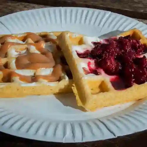 Mini Waffles Cheesecake