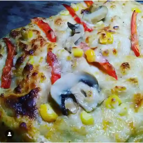 Pizza Vegetariana Familiar