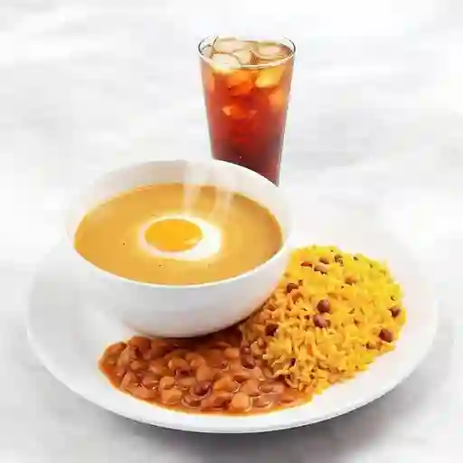Combo caldo con huevo y calentado
