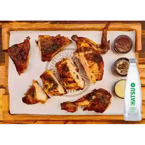 1/2 Pollo + hatsu mineral con gas 300 ml
