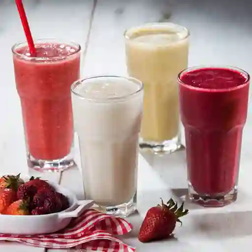 Jugos Naturales en Leche