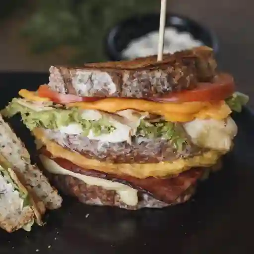 Sándwich Club Al Alma