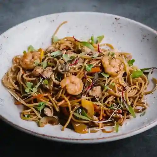 Vermicelli pollo y camarón