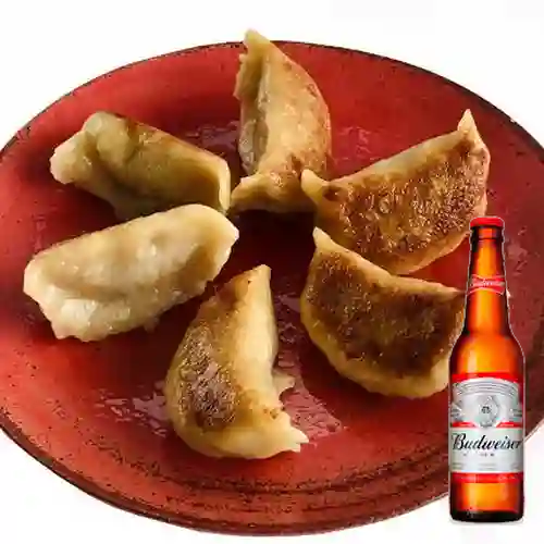 Combo Gyoza Cerdo 6 Und + Empanada Japonesa + Budweiser 250ml