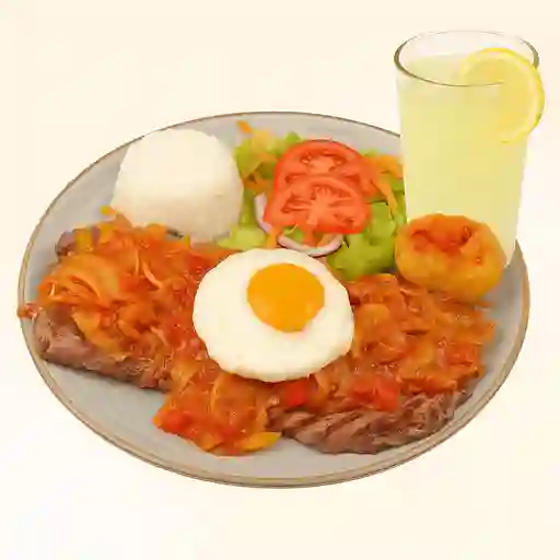 Bistec a Caballo del Día + Limonada Natural 16oz