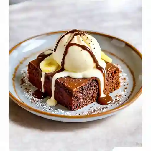 Brownie Caliente Con Helado