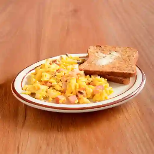 Huevos con Salchicha	