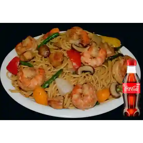 Combo Chow Mein de Camarón + Coca Cola Original 250ML