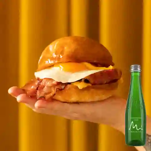 Sándwich medio + agua manantial gas300ml