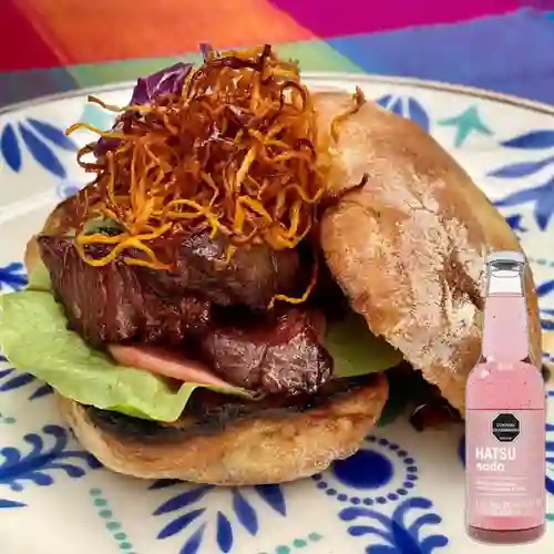 Torta Rib Eye Caramelo Jengibre +Hatsu Frambuesa Rosas 300ml