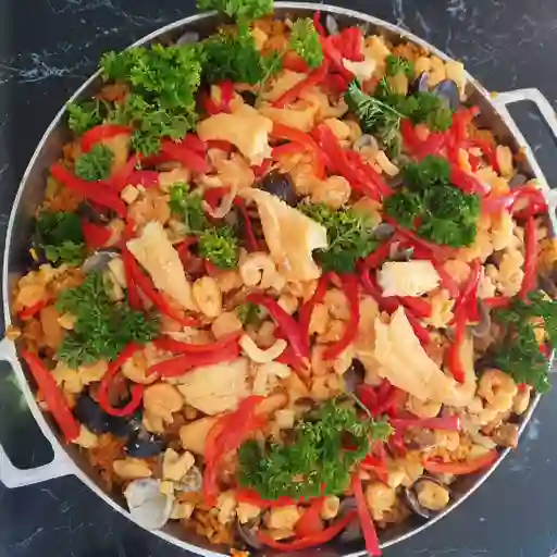 Paella de la Casa Super Especial.