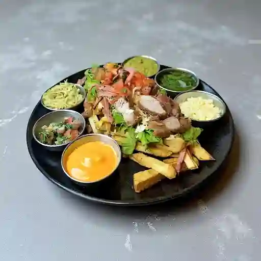 Papas con Chicharrón