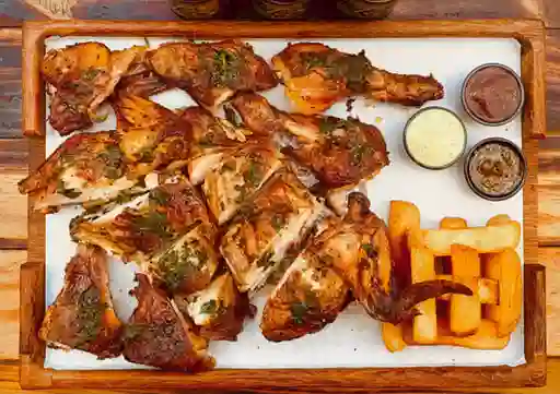 1/2 Pollo y Acompañamiento