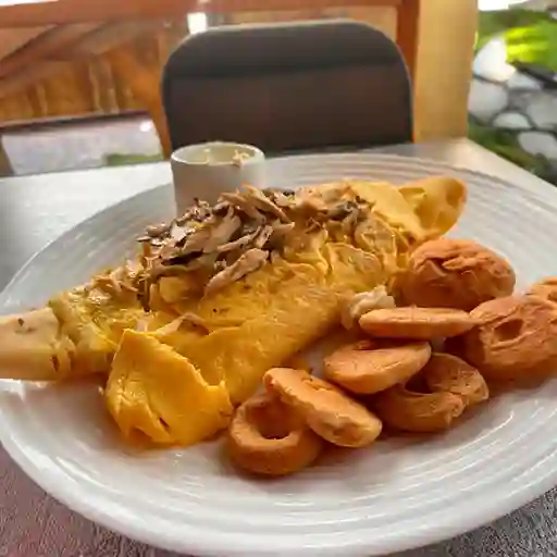 Omelette de la Casa con Carne