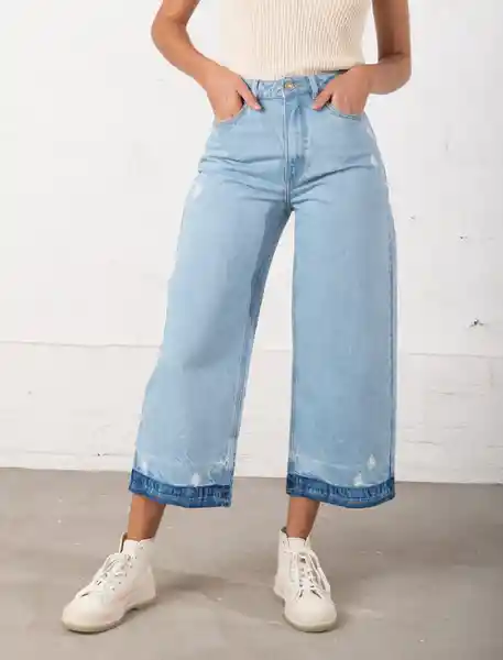 Jean Wide Leg Fit Ruedo Desgastado Azul Claro Talla 4 Mujer Naf Naf