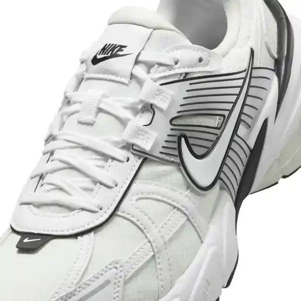 Nike Tenis V2K Run SE Lifestyle Mujer Blanco Talla 7.5