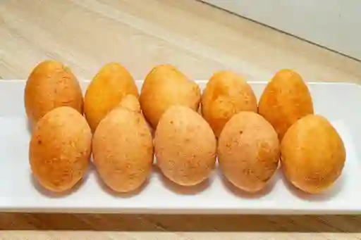 10 Buñuelos Rellenos + Bebida