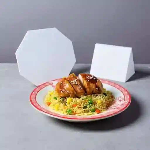 Yakimeshi con Pollo Teriyaki