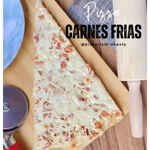 Pizza de Carnes Frías
