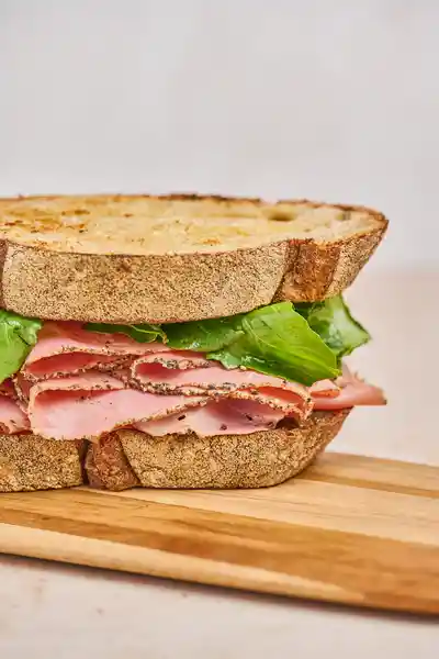 Pastrami de Pavo Delipavo