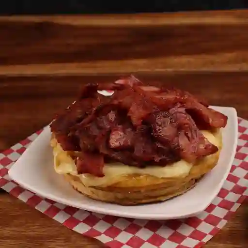 3 Arepas con Tocineta