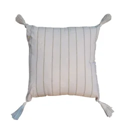 Cojín 45 X 45 Rayas Con Borlas Finlandek Ra001