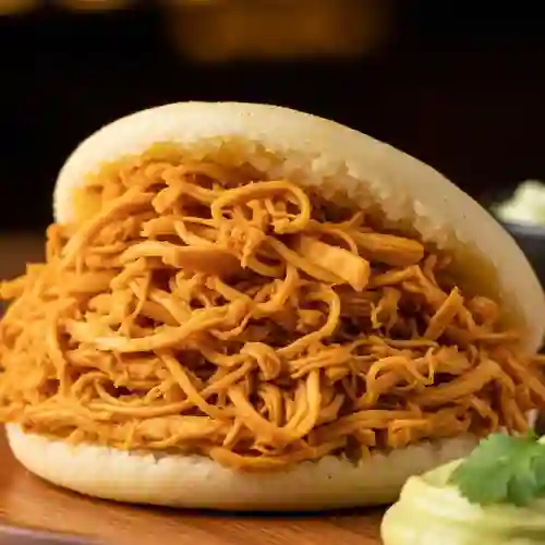 Arepa con pollo