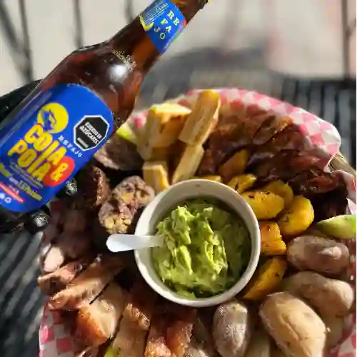 Picada Enchicharronada Personal + Bebida