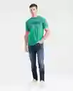 Camiseta Runthentic Graphict Verde Cebollín Oscuro S Chevignon