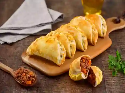 Empanada de Carne y Queso