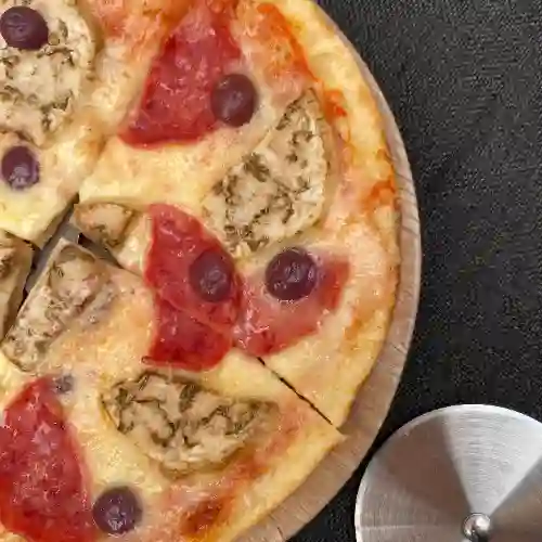 Pizza Especial Del Chef Familiar