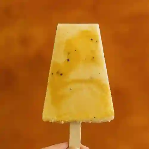 Tres Leches Maracuya