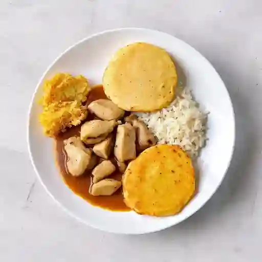 Consome Especial Con Arroz Y Pieza