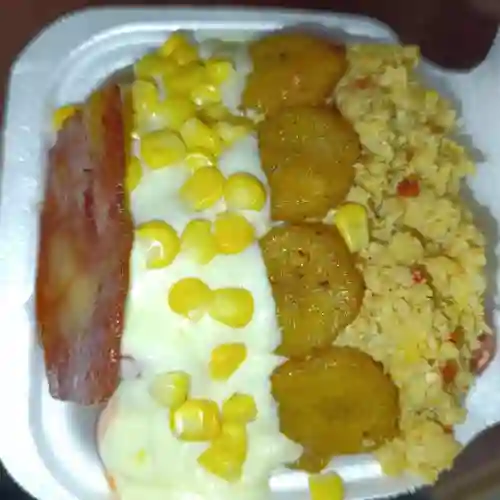 Salchi Pollo