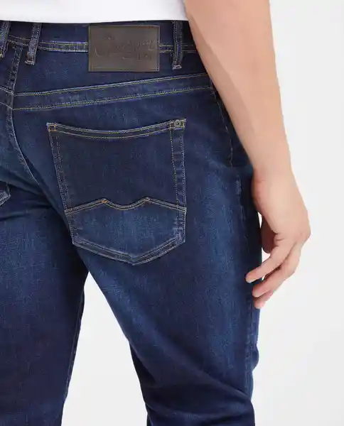 Jean Slim Fit- Famous Azul Clásico Oscuro Talla 32/32 Chevignon