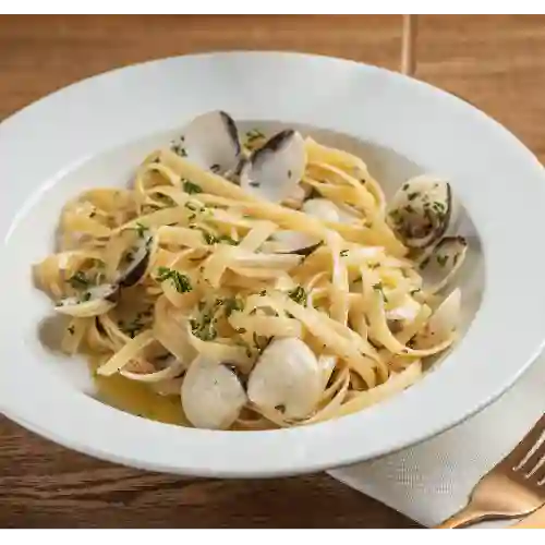 Fettuccini Alle Vongole