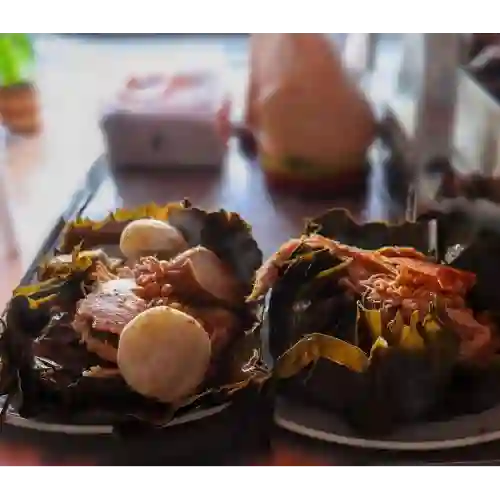 Tamal con Lechona