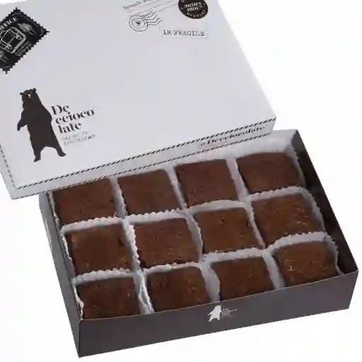 Caja postal x12 brownie de milo sencillo